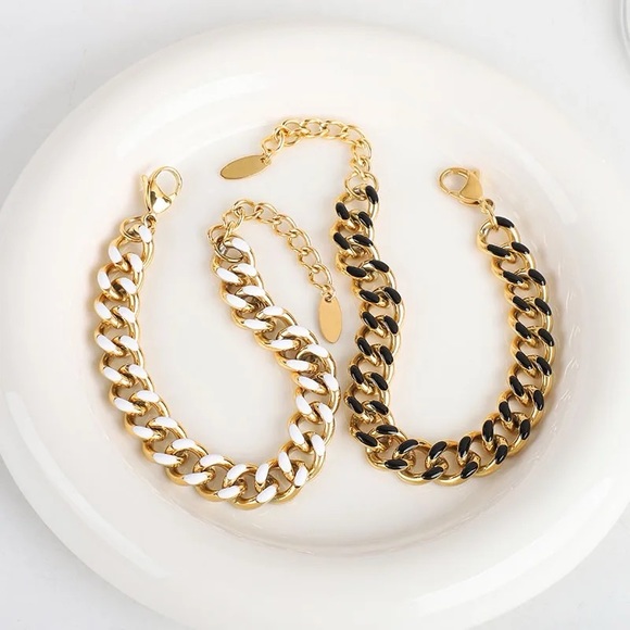 New: 18K Gold Plated Cuban Chain Bracelet (White) - Picture 3 of 6